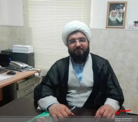 امروز خواص،مکلف به امید بخشی در جامعه هستند/ولایت فقیه ناخدای کشتی نجات و امید بخش روزهای پرتلاطم است.