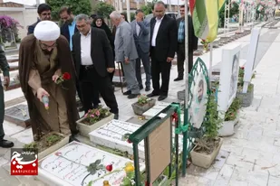 تجدید بیعت کارکنان جهاد کشاورزی با امام و شهدا