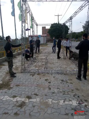 فضاسازی ایام محرم توسط گروه های جهادی بسیج دانش آموزی حوزه 13آبان شهر راز