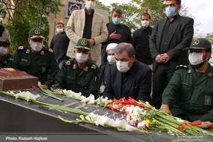 حضور سرلشگر رضایی بر مزار مطهر شهید &laquo;همدانی&raquo;&nbsp;&nbsp;&nbsp;&nbsp;&nbsp;&nbsp;&nbsp;&nbsp;