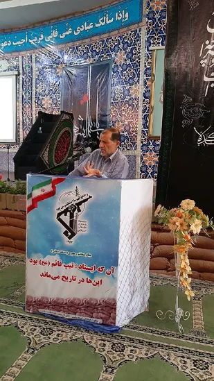 فرهنگ جهاد و شهادت در قشر جوان ترویج داده شود