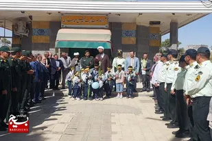 تجدید بیعت مسئولین شهرستان بهار با شهدا به مناسبت هفته دفاع مقدس