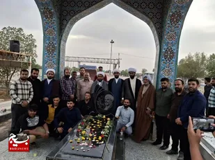 به مناسبت هفته عقیدتی سیاسی غبارروی مزار شهدا و شهید معلم شیخ &laquo;هشام صیمری&raquo; برگزار گردید.