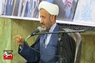 شهید سلیمانی پرچمدار اتحاد و وحدت جهان اسلام بود