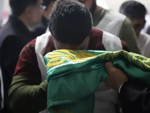 آزادی ۱۳ زندانی ایلامی