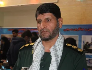 نماینده اصلح کسی است که در راه شهدا گام بردارد