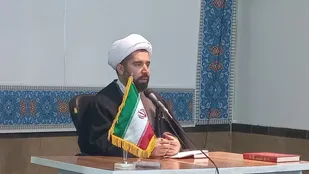 شهید سلیمانی قبل از آنکه قهرمان محور مقاومت و مبارزه با دشمنان خارجی باشد ، مقاومت را از درون خود شروع کرد
