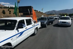 برگزاری کاروان خودرویی به&zwnj;مناسبت هفته وحدت در ملایر
