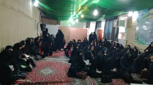فشار اقتصادی معیشتی دشمنان در راستای شکاف در نظام است