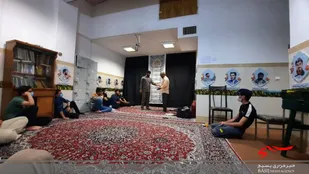 برپایی کلاس های آموزشی سلاح و گشت رضویون در پایگاه انصارالحسین(ع)