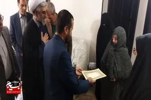 تقدیر از خانواده معظم شهید حسین رخشا در ارومیه