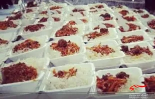 توزیع 500 پرس غذای گرم و یک هزار و 500 قرص نان توسط کانون فرهنگی هنری پنج تن آل عبا بجنورد