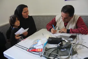 حضور اکیپ بهداشتی درمانی شهید رهنمون در شهرک فدک شاهرود
