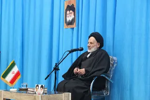 نماینده مقام معظم رهبری در خراسان جنوبی: کار شبکه صالحین ضدضربه کردن افراد جامعه است