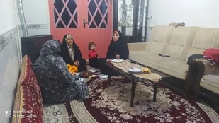 دیدار جمعی از بسیجیان   بهارستان با خانواده شهید داود حیدری