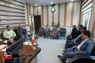 دیدار مسئولین بخش مرکزی ملایر با فرمانده و کارکنان کلانتری&zwnj;های جوزان