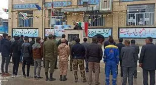 عزت نقس و استقلال در تصمیم گیری از دستاوردهای انقلاب اسلامی است