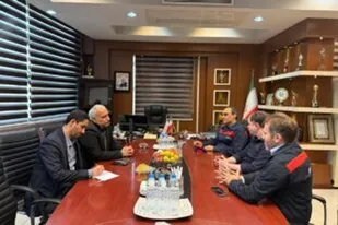 نشست هم&zwnj;افزایی فولاد اکسین خوزستان و لوله&zwnj; سازی اهواز برای تکمیل زنجیره تولید فولاد