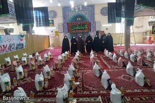تهیه و توزیع ۱۰۰ بسته معیشتی توسط پایگاه شهید خوش&zwnj;نژاد همدان