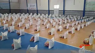 توزیع ۴۷۰۰ بسته معیشتی  در الیگودرز+ تصاویر