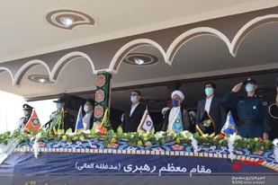 اقتدار نیروهای مسلح عامل عزت نظام اسلامی است/نیروهای مسلح ستون اقتدار کشور هستند