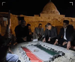 تقدیر از خانواده شهید عدنان آرمان در بستک