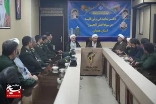 دیدار رئیس عقیدتی و سیاسی فراجا و مدیرکل تبلیغات اسلامی استان همدان با مسئول نمایندگی ولی فقیه درسپاه انصارالحسین (ع)