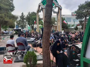نوای روح بخش عرفه در گلزار شهدای شهر گرمدره طنین انداز شد+تصاویر