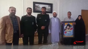 دیدار با خانواده شهدا انگیزه ما را برای خدمت بیشتر به مردم تقویت می&zwnj;كند