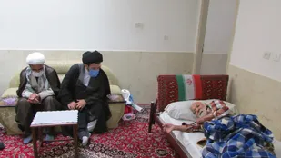 دیدار مسئول نمایندگی ولی فقیه در سپاه استان با خانواده شهید دماوندی در شاهرود+ تصاویر