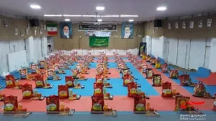 توزیع 100 بسته کمک معیشتی در بین نیازمندان