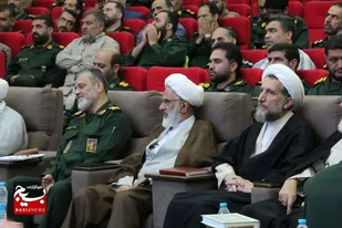 دومین جشنواره قرآنی نور سپاه صاحب الامر(عج) استان قزوین همراه با تجلیل از فعالان قرآنی برگزار شد