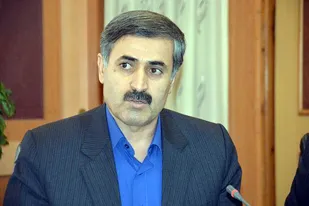مدیر کل آموزش و پرورش بوشهر مشاور وزیر شد/ تلاش استاندار سابق بوشهر برای ماندگاری کرمی در بوشهر