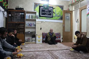 دیدار بسیجیان پایگاه بسیج امام جعفرصادق(ع) شاهرود با پیشکسوت بسیجی پایگاه+تصاویر