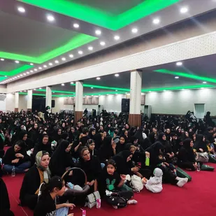 مراسم شیرخوارگان حسینی در شهر هشتگرد برگزار شد + تصاویر