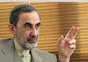تشکر از امام خامنه ای برای انتصاب &laquo;ولایتی&raquo; به ریاست هیئت امنای دانشگاه آزاد