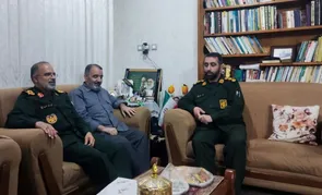 تجدید میثاق با علمداران جبهه مقاومت؛ دیدار فرمانده سپاه کربلا با فرمانده شهدای خان‌طومان در سالروز حماسه ثامن‌الائمه