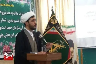 مالک اشتر الگوی تمام عیار در بصیرت سیاسی و مباحث نظامی بود