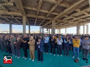کلیپ اقامه نماز عید فطر در بیارجمند