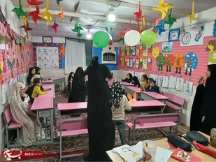 چرایی تأثیرگذاری گروه&zwnj;های جهادی بانوان در گفت&zwnj;وگوی با مسئول یک گروه جهادی
حضور اجتماعی زنان، جامعه را فعال نگه می&zwnj;دارد