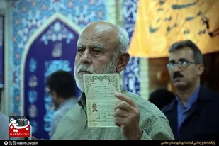 حضور پرشور مردم شهر خورموج در پای صندوق های رای