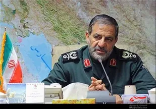 ما در جنگ هشت سال دفاع مقدس ریشه های انقلاب پر بار اسلامی مان را محکم کردیم &rdquo; امام خمینی (ره)
