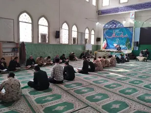 محفل انس با قرآن کریم پرسنل ناحیه مقاومت بسیج آران و بیدگل در امامزاده شاهزاده قاسم برگزار گردید.