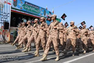 نمایش اقتدار نیروهای مسلح در چهارمحال و بختیاری