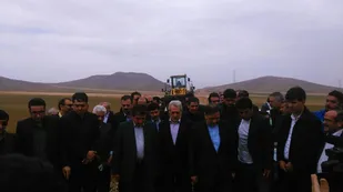 ریل&zwnj;گذاری خط آهن تهران - همدان به سرعت در حال انجام است