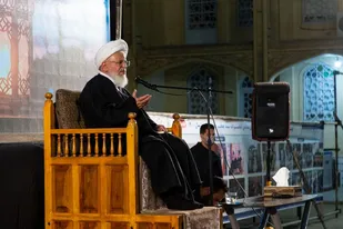 شب قدر شب سرنوشت انسان است/ استغفار عامل نزول رحمت الهی