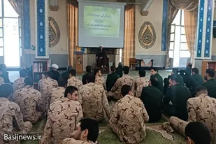 امروز به برکت خون شهدا و نظام جمهوری اسلامی حرفی برای گفتن در جهان داریم