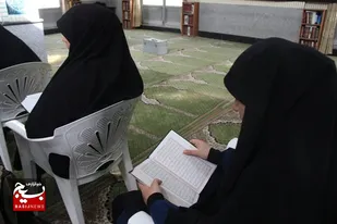 برگزاری مسابقات نیمه نهایی قرآن کریم خواهران شاغل در سپاه انصار الحسین(ع) همدان