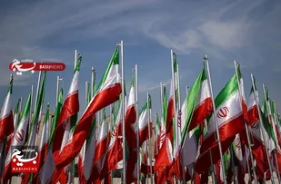 استاد دانشگاه: انسجام ایرانیان در مقابل دشمن خارجی مایه مباهات است