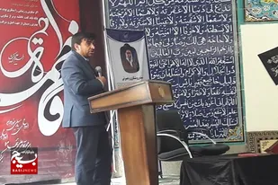 عشق و علاقه شهید سلیمانی نسبت به رهبری و ولایت بی نهایت چشمگیر بود
